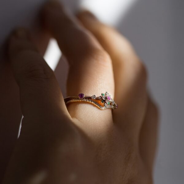 Fairy Light Eternity Diamond Curved Band - Image 2