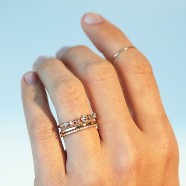 Catbird Classic Wedding Bands, Flat Band, 1mm - Image 3