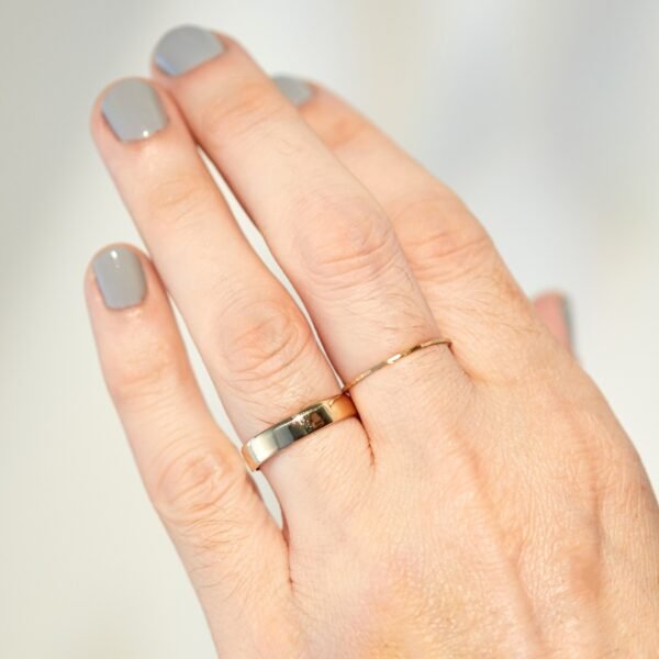 Catbird Classic Wedding Bands, Flat Band, 4mm - Image 3
