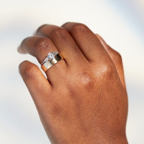 Catbird Classic Wedding Bands, Flat Band, 6mm - Image 4