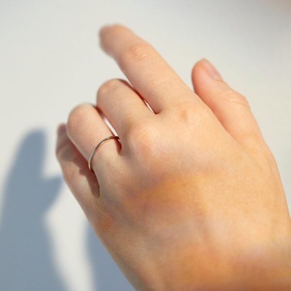 Catbird Classic Wedding Bands, Half Round Band, 1mm - Image 4