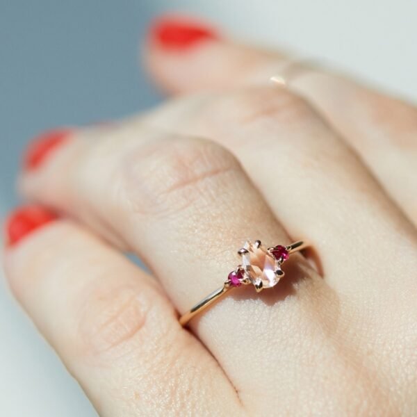 Leda the Swan, Rubies - Image 2