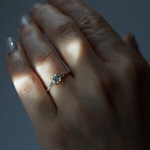 Anna the Swan Supreme Diamond Ring