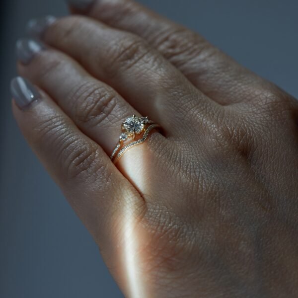 Anna the Swan Supreme Diamond Ring - Image 3
