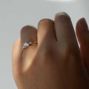 Anna the Swan Diamond Ring