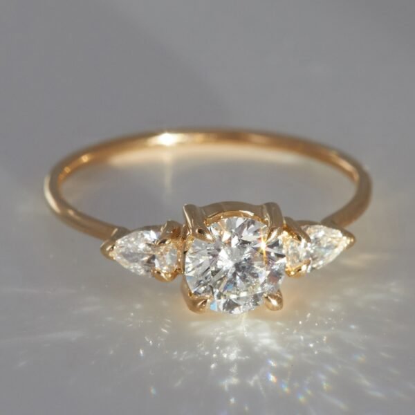 Violette the Swan Diamond Ring - Image 6