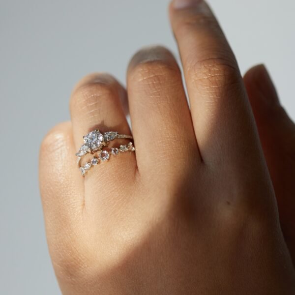 Violette the Swan Supreme Diamond Ring - Image 4