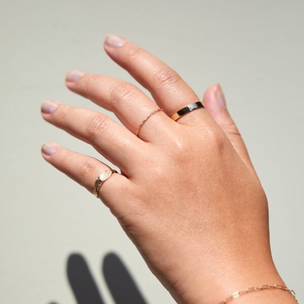 Catbird Classic Wedding Bands, Flat Band, 3mm - Image 4