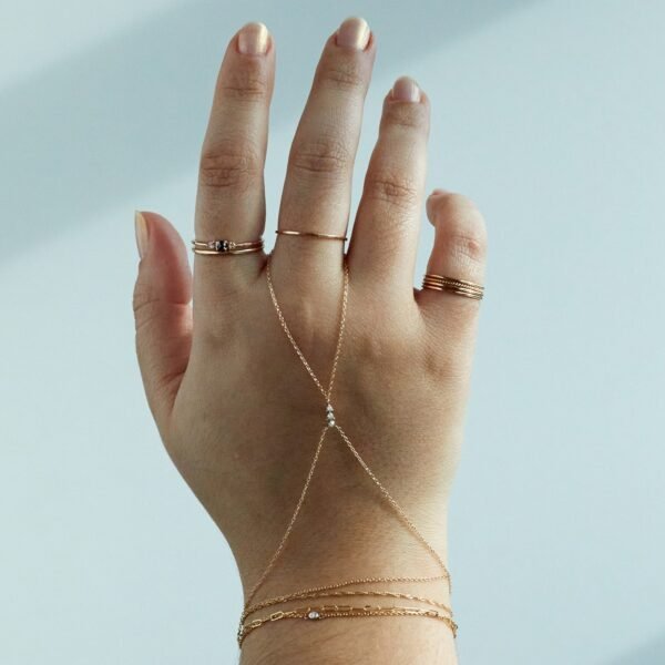 Diamond Kitten Mitten, Yellow Gold - Image 4