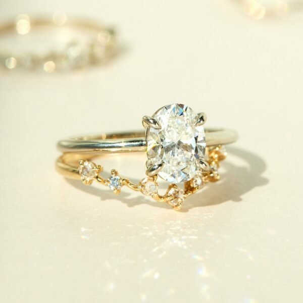 The Grand Swan Solitaire Oval Lab-Grown Diamond Ring - Image 6