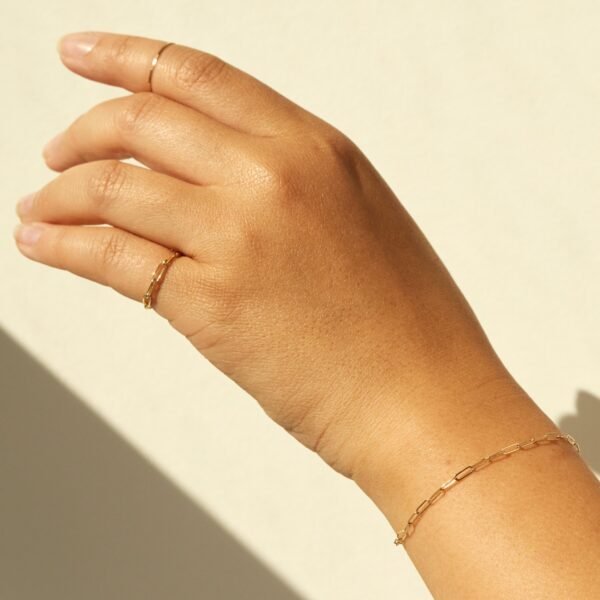 1976 Gold Chain Ring - Image 3