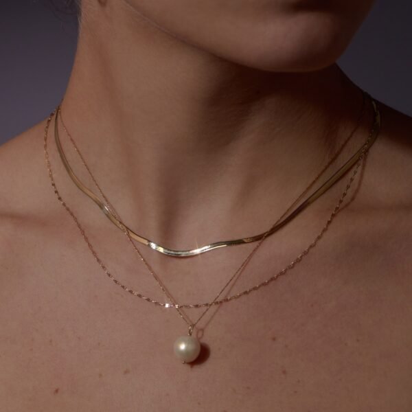 Spritz Herringbone Gold Chain - Image 4