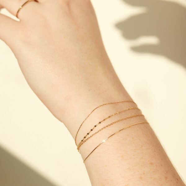 Little Slipper Gold Bracelet - Image 3