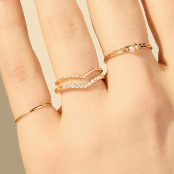 Fairy Light Supreme Demi-Pavé Diamond Curved Band - Image 3