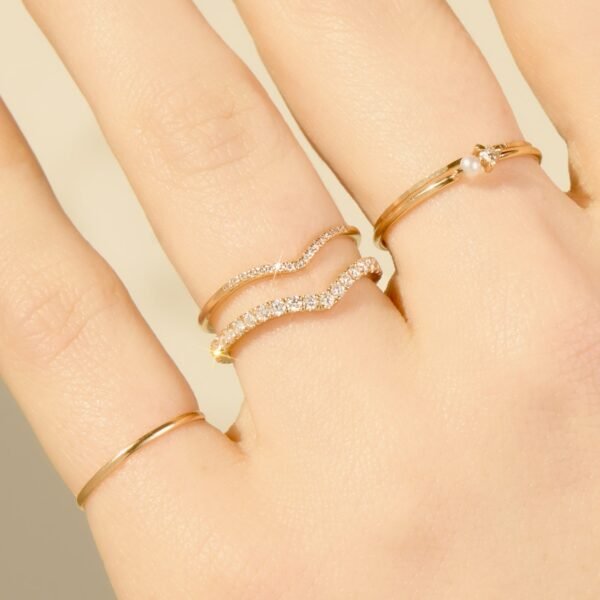 Fairy Light Demi-Pavé Diamond Curved Band - Image 3