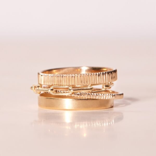 Grand Gold Fountain Ring - Image 15
