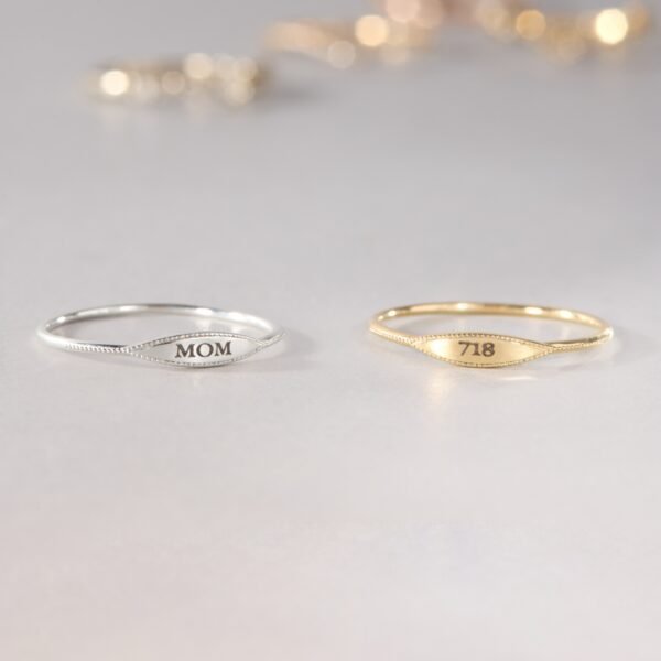 City Moon Silver Signet Ring - Image 4