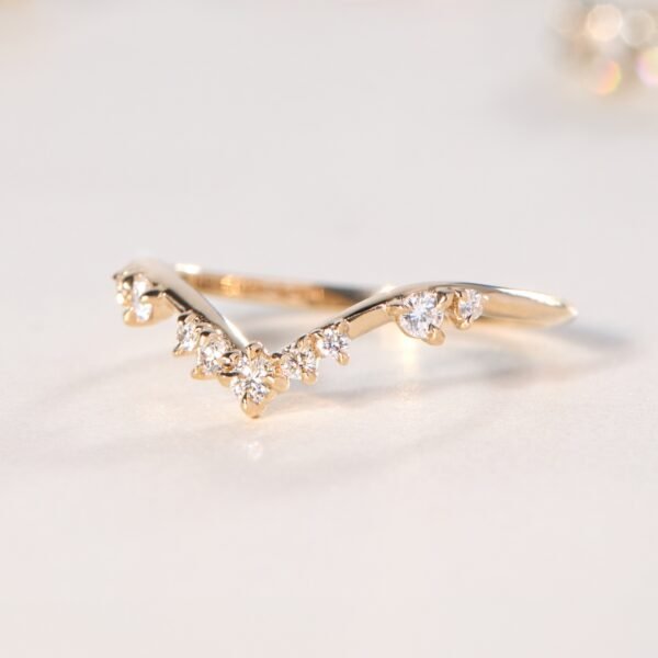 Night at the Ballet Curved Diamond Band - Image 8