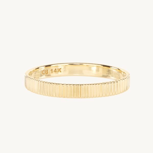 Grand Gold Fountain Ring