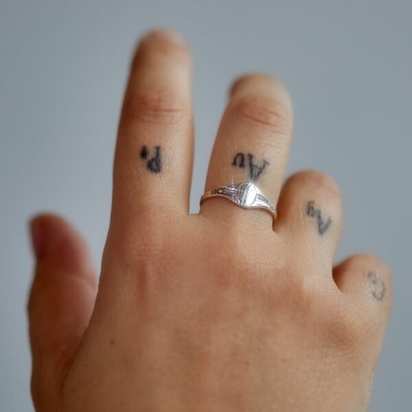 Grand Cygnet Ring, Silver - Image 4