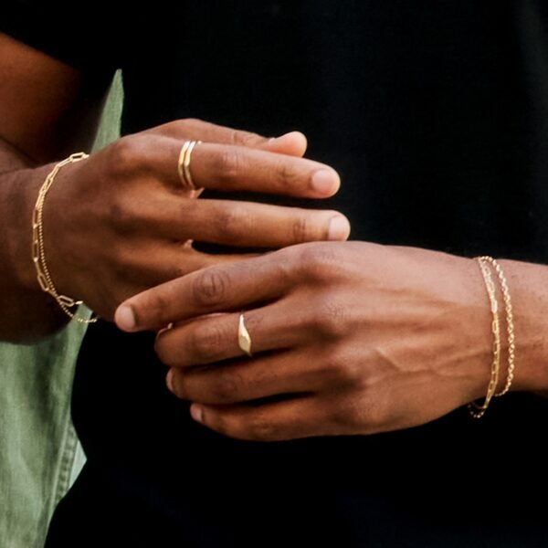1976 Gold Bracelet - Image 4