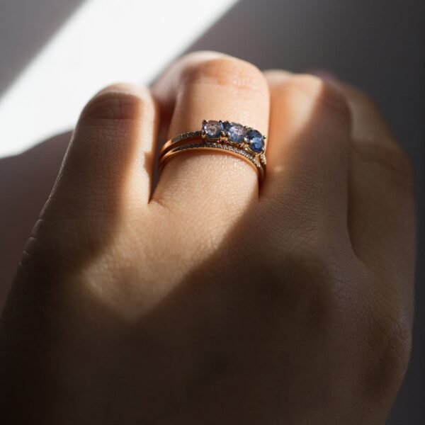 Painter's Blue Sapphire Ring with Diamonds - Image 3