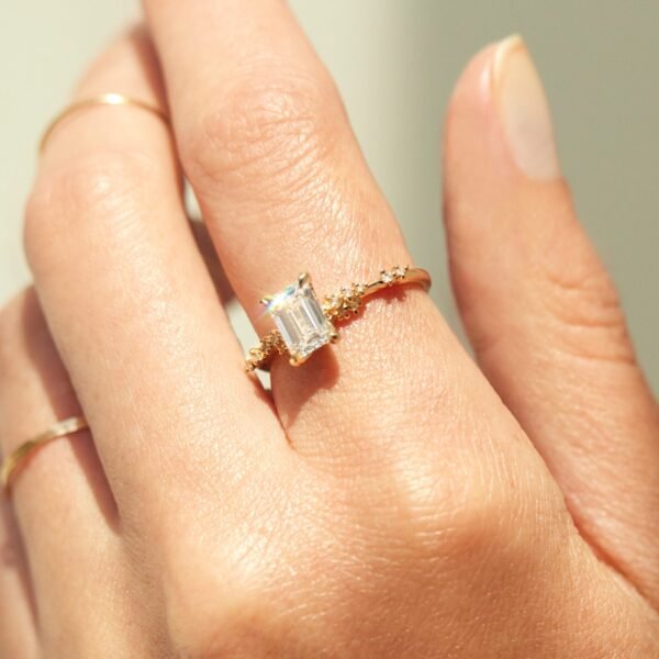 Daphne Solitaire Supreme Diamond Ring - Image 2