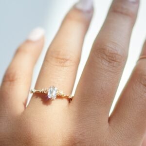 Daphne Solitaire Diamond Ring