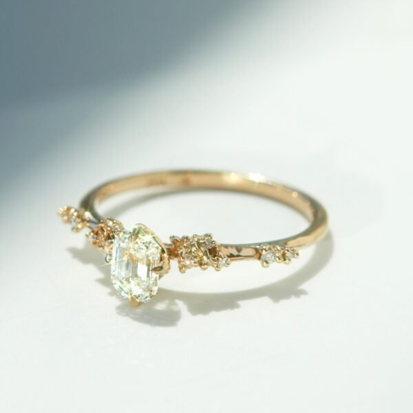 Daphne Solitaire Diamond Ring - Image 3