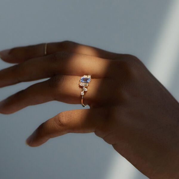 Sapphire Mason Ring - Image 3